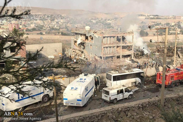 Turquia :Sobe para 11 mortos, 78 feridos em explosão de rochas em Sirnak na Turquia